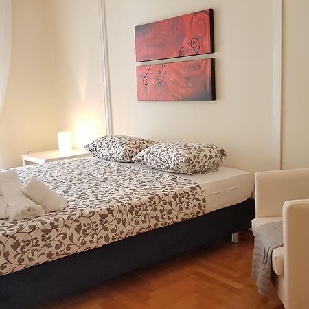 Menta Errathens Apartment - Athens Center, 5 Bd, 2 Bath 외부 사진
