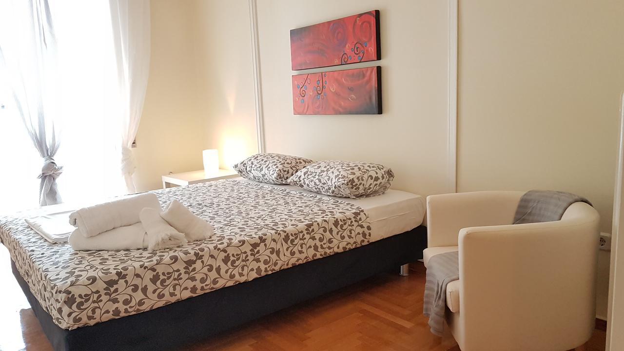 Menta Errathens Apartment - Athens Center, 5 Bd, 2 Bath 외부 사진