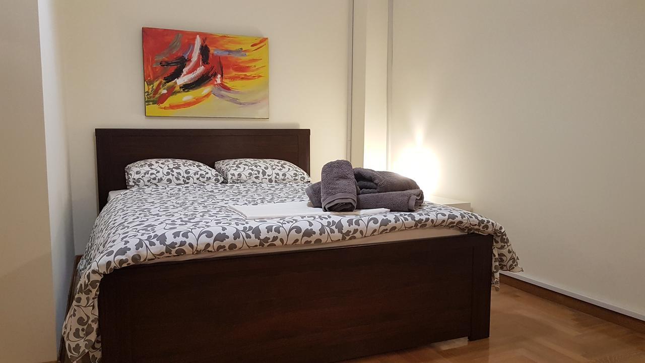 Menta Errathens Apartment - Athens Center, 5 Bd, 2 Bath 외부 사진