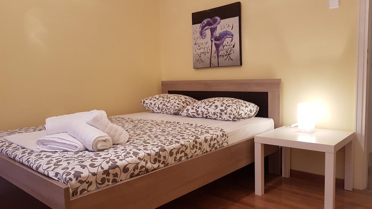 Menta Errathens Apartment - Athens Center, 5 Bd, 2 Bath 외부 사진
